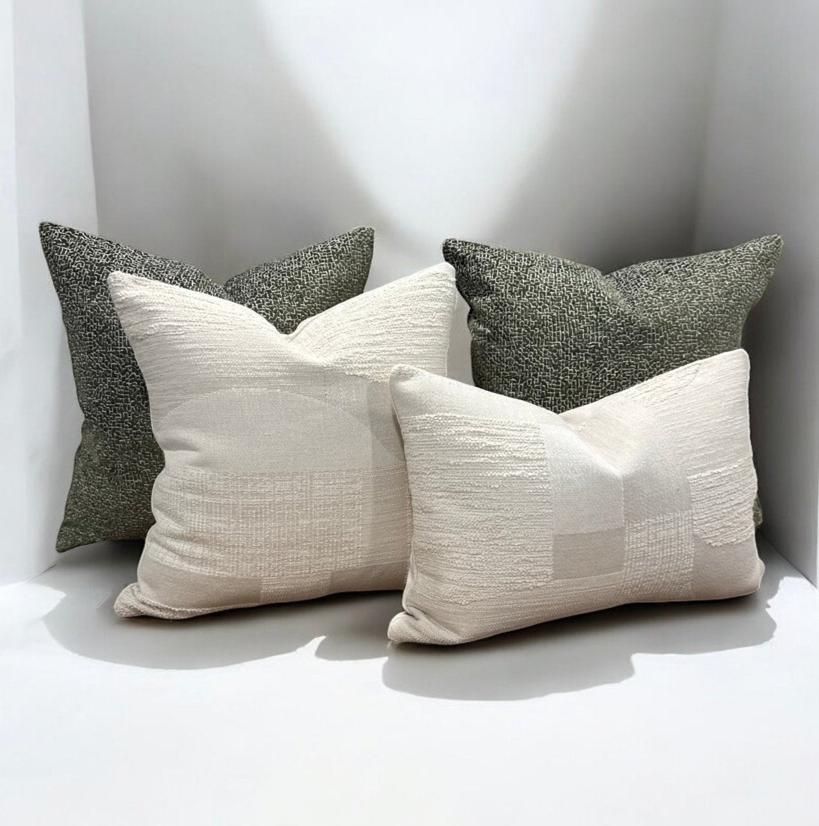 designer cushion & throw pillow in ZANDERS 016 | Cushion Story by Zanders & Co