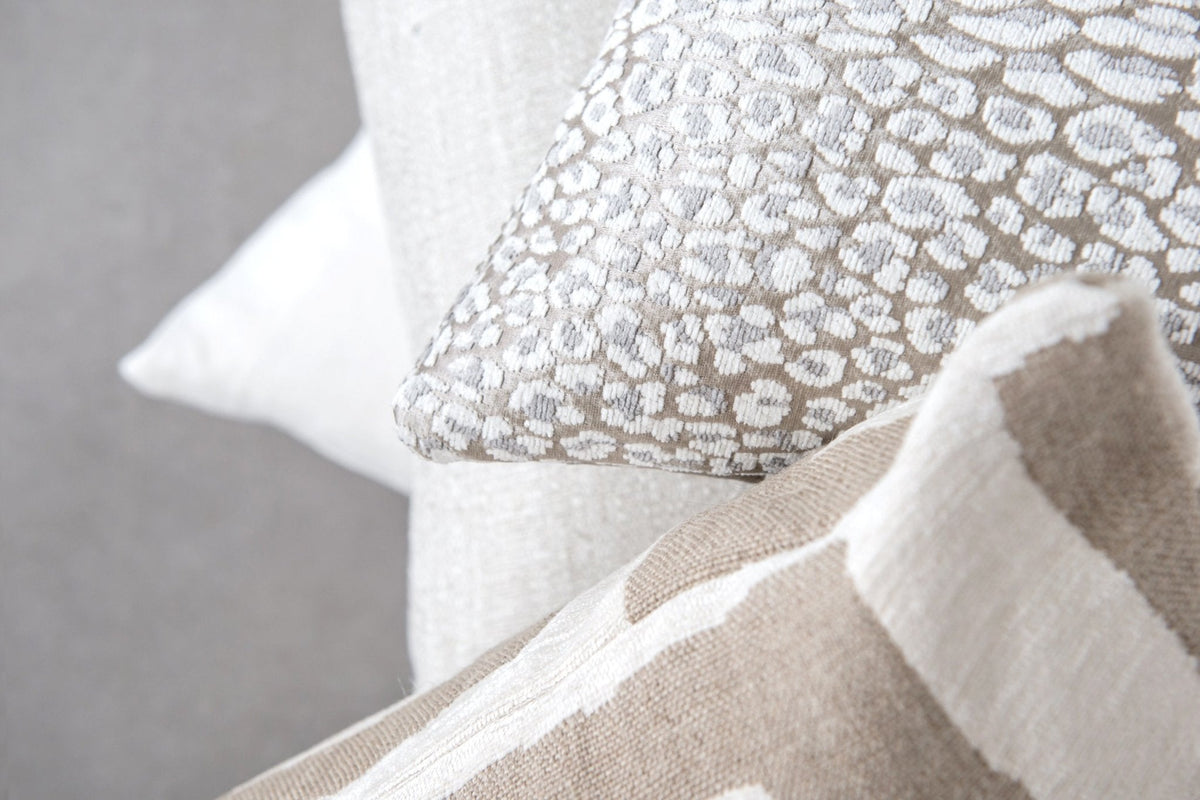 How to fill your Zanders & Co cushion cover - Zanders & Co