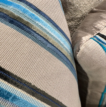 ZANDERS 018 | Cushion Story