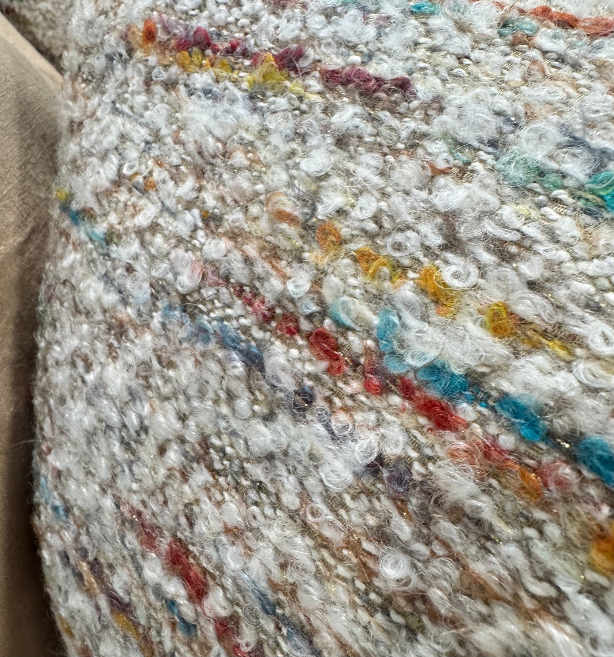 ZANDERS 003 | Cushion Story