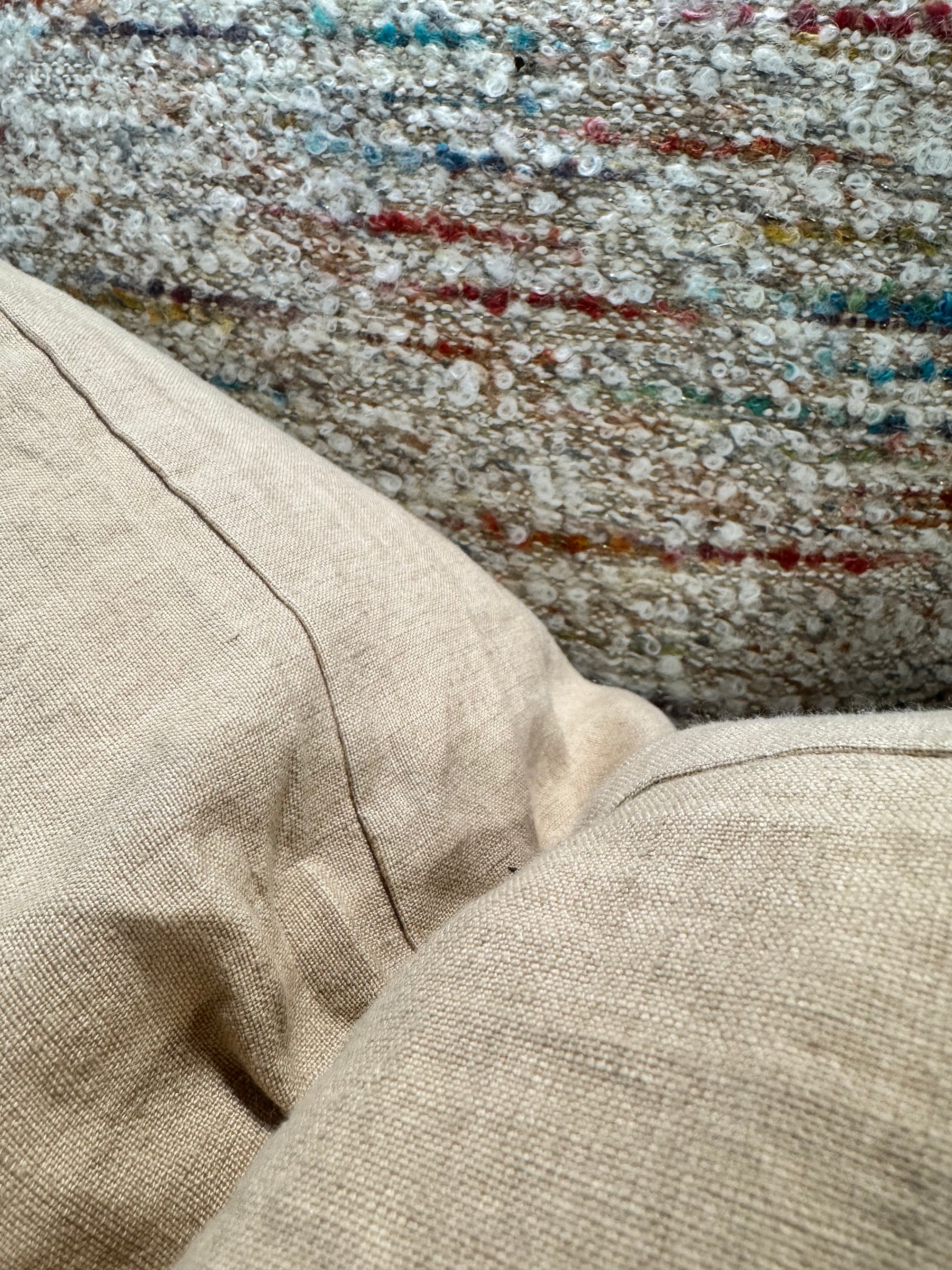 ZANDERS 003 | Cushion Story