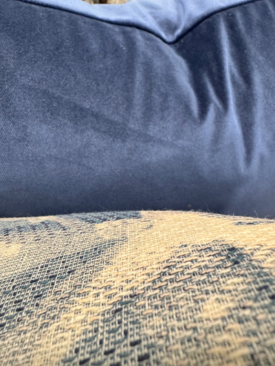 ZANDERS 001 | Cushion Story