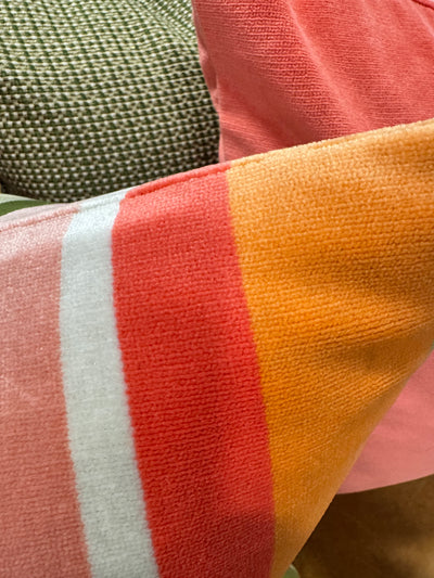 ZANDERS 014 | Cushion Story