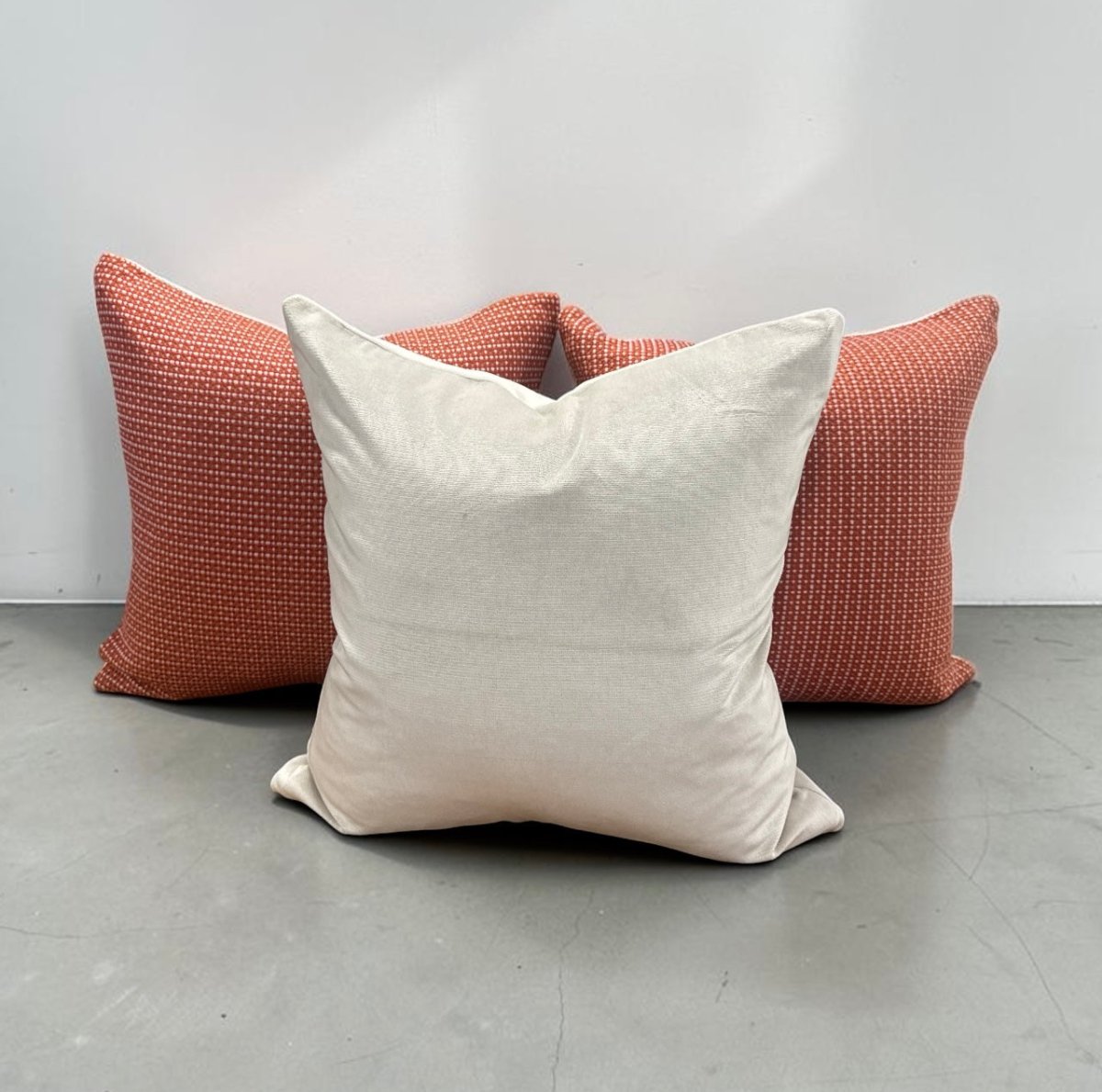 designer cushion & throw pillow in ZANDERS 004 | OUTDOOR Cushion Story by Zanders & Co