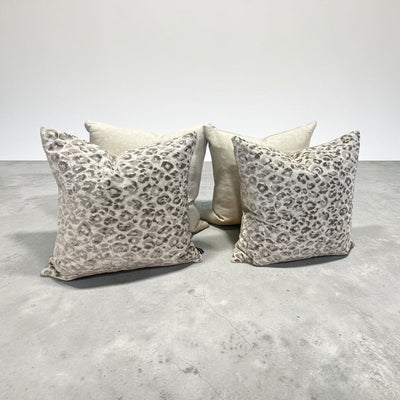 designer cushion & throw pillow in ZANDERS 007 | Cushion Story by Zanders & Co