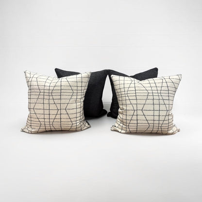 designer cushion & throw pillow in ZANDERS 008 | Cushion Story by Zanders & Co