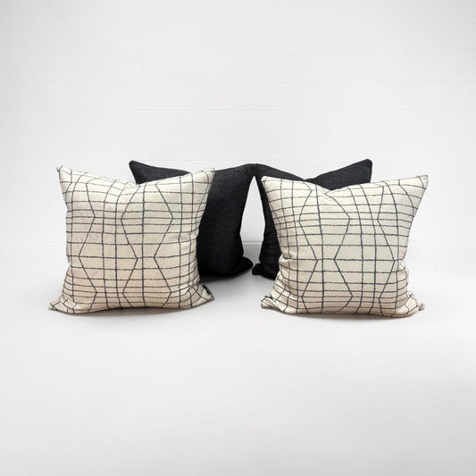 designer cushion & throw pillow in ZANDERS 008 | Cushion Story by Zanders & Co