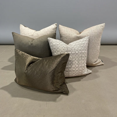 designer cushion & throw pillow in ZANDERS 019 | Cushion Story by Zanders & Co