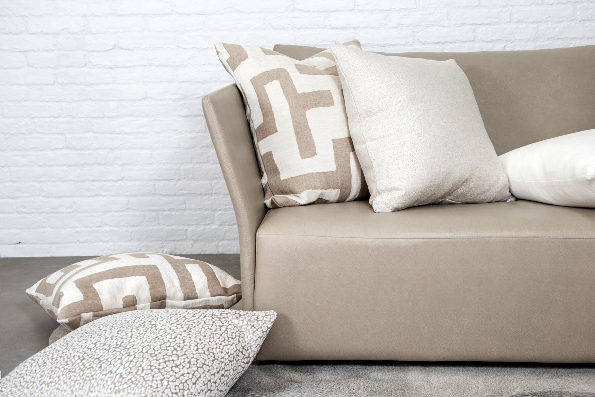 designer cushion & throw pillow in Medina | Linen Cushion by Zanders & Co