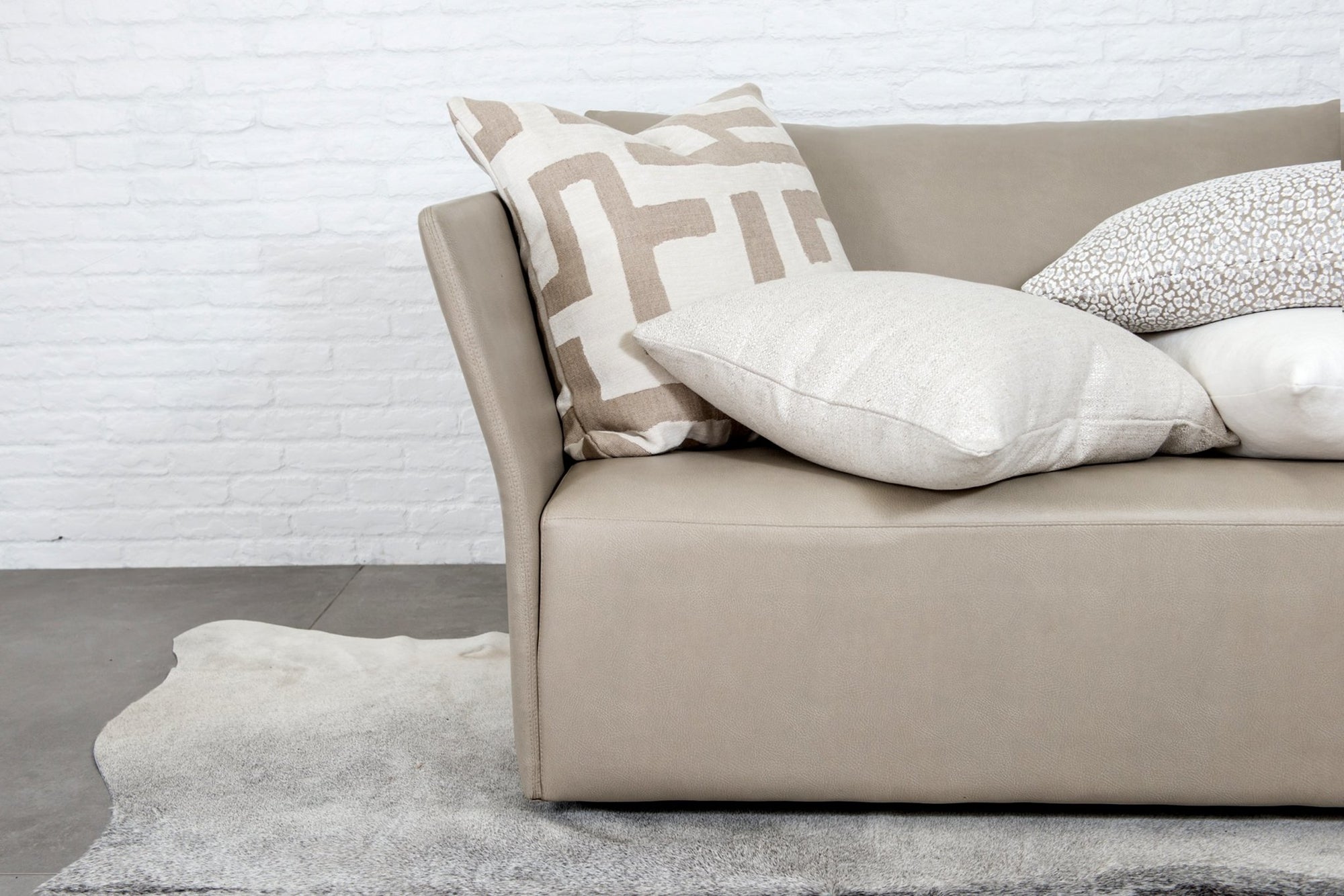 designer cushion & throw pillow in Medina | Linen Cushion by Zanders & Co